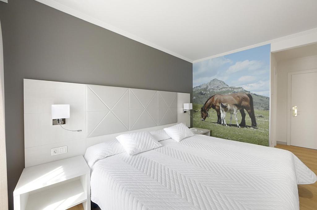 Hotel Loiola อัซเปเตีย ภายนอก รูปภาพ